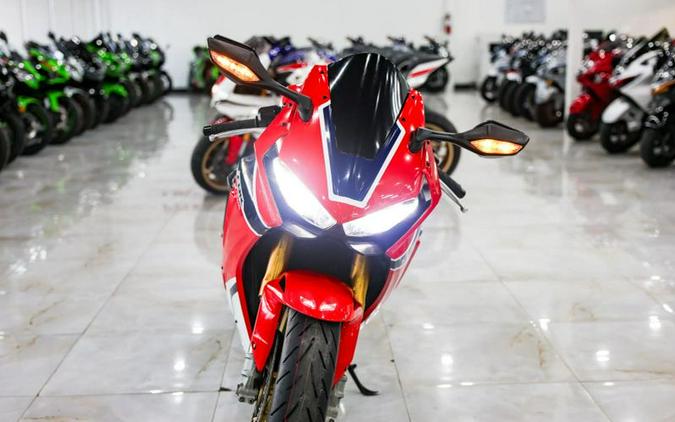 2019 Honda CBRR1000SA SP1
