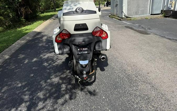 2018 Can-Am® Spyder® RT Limited Dark