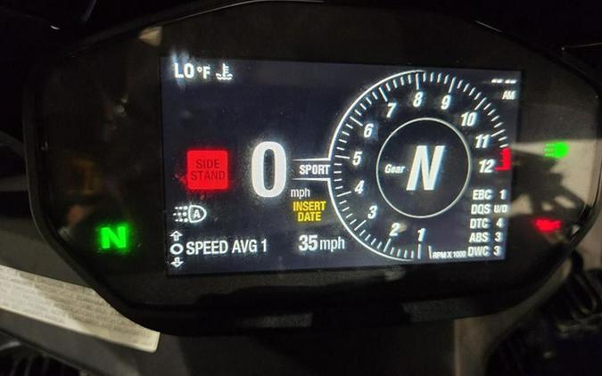 2022 Ducati Panigale V2 Ducati Red V2