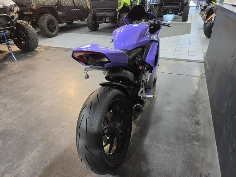 2022 Ducati Panigale V2 Ducati Red V2