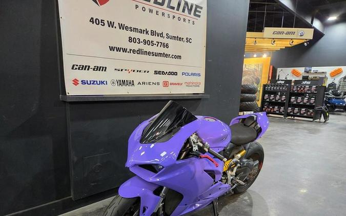 2022 Ducati Panigale V2 Ducati Red V2