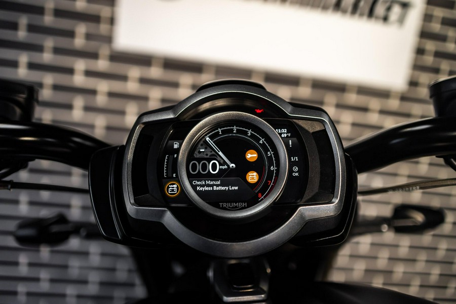 2025 Triumph Rocket 3 Storm R