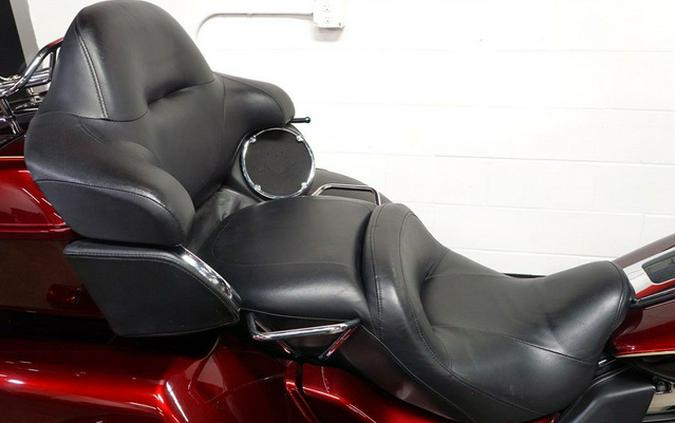 2015 Harley-Davidson FLHTCUTG - Tri-Glide Ultra