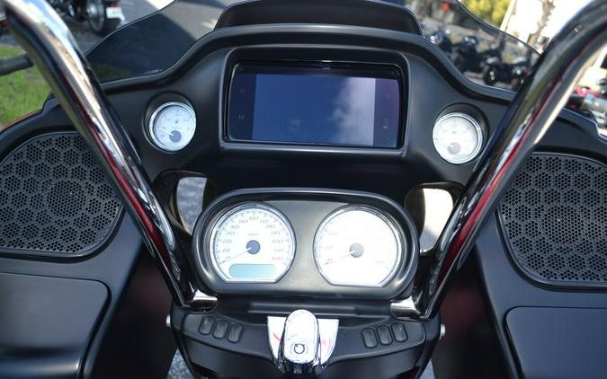 2019 Harley-Davidson® Road Glide® Wicked Red - FLTRX