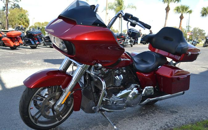 2019 Harley-Davidson® Road Glide® Wicked Red - FLTRX