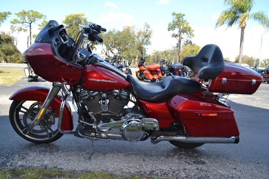 2019 Harley-Davidson® Road Glide® Wicked Red - FLTRX
