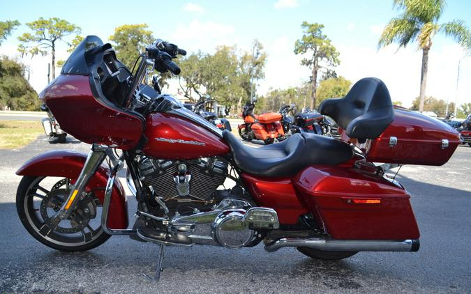 2019 Harley-Davidson® Road Glide® Wicked Red - FLTRX