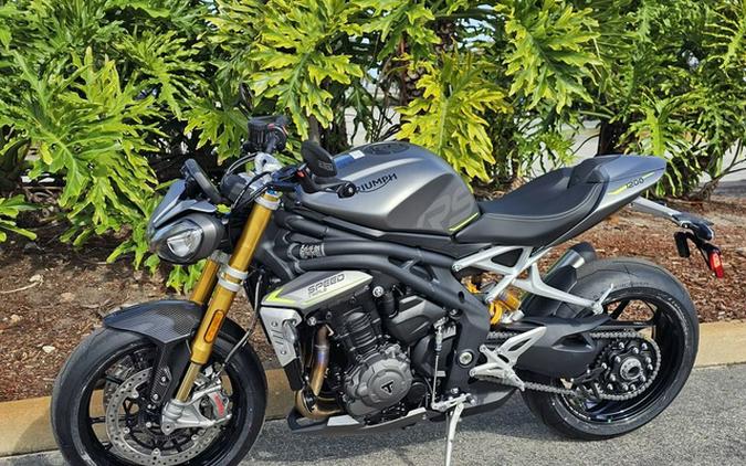 2024 Triumph Speed Triple 1200 RS Matte Silver Ice RS