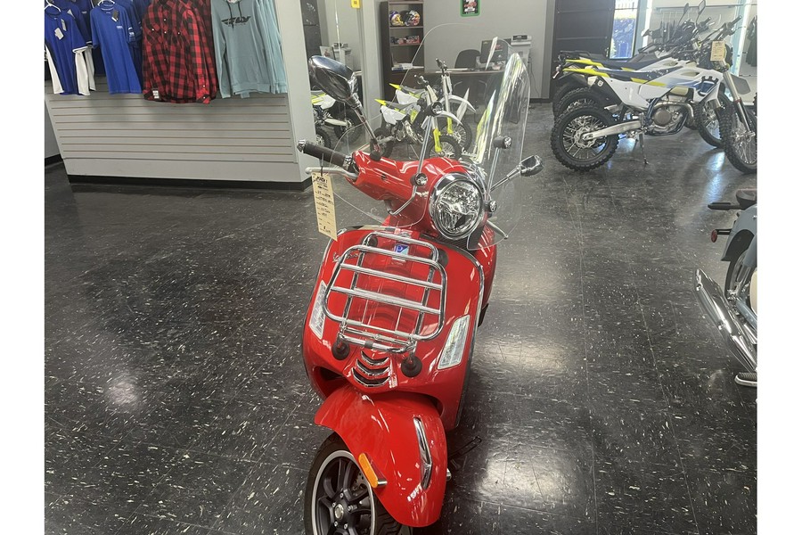 2023 Vespa GTS 300