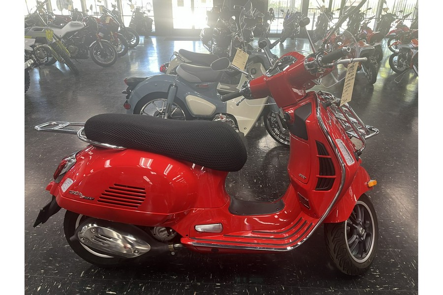 2023 Vespa GTS 300