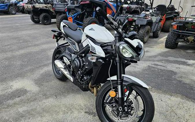 2024 Triumph Street Triple 765 R