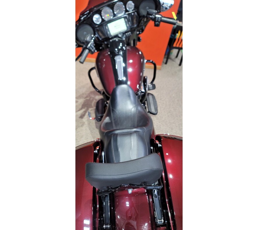 2018 Harley-Davidson® Street Glide® Special Billiard Burgundy