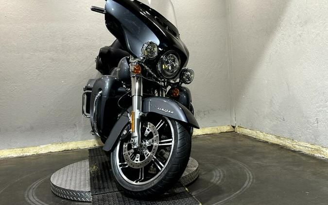 Harley-Davidson® Ultra Limited 2021 FLHTK 622402B GAUNT GRY MET/VIV BK W/12 D