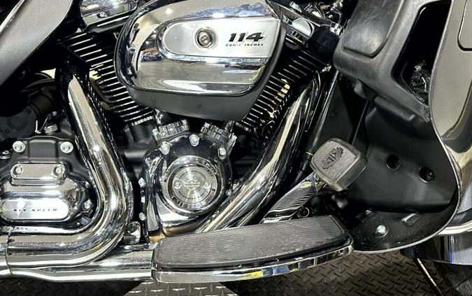 Harley-Davidson® Ultra Limited 2021 FLHTK 622402B GAUNT GRY MET/VIV BK W/12 D