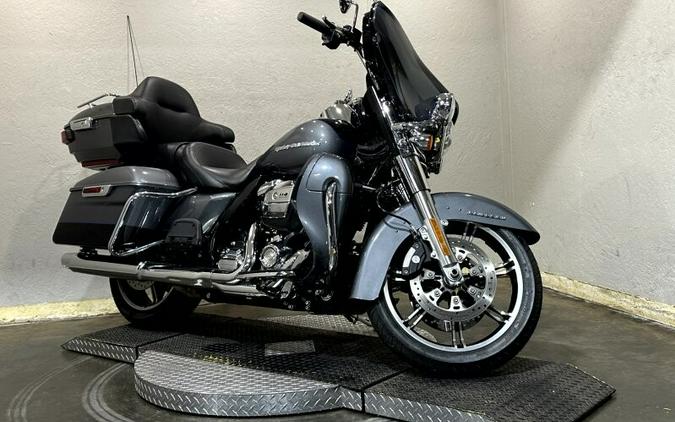Harley-Davidson® Ultra Limited 2021 FLHTK 622402B GAUNT GRY MET/VIV BK W/12 D