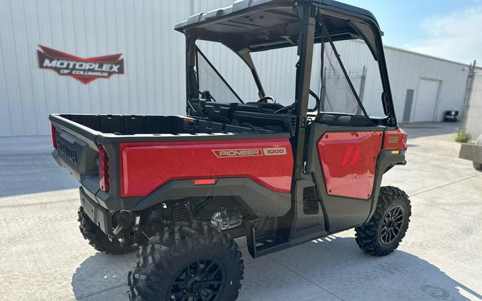 2026 Honda Pioneer 1000 Deluxe