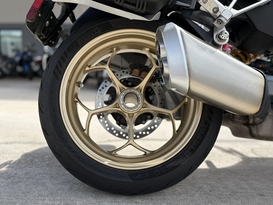 2027 MOTO GUZZI V100 MANDELLO S
