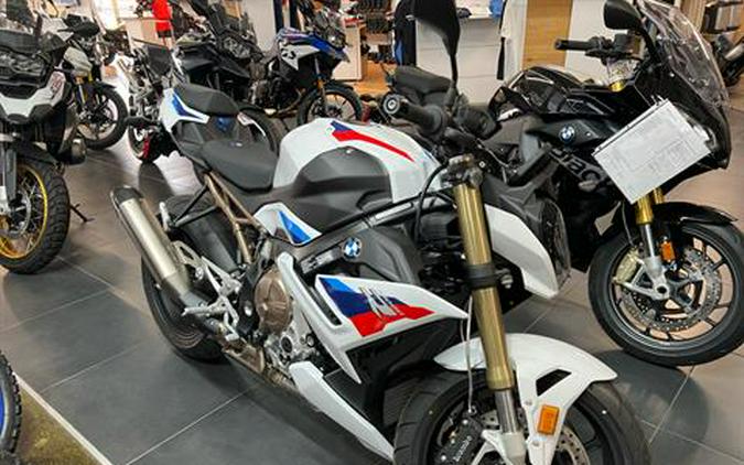 2024 BMW S 1000 R