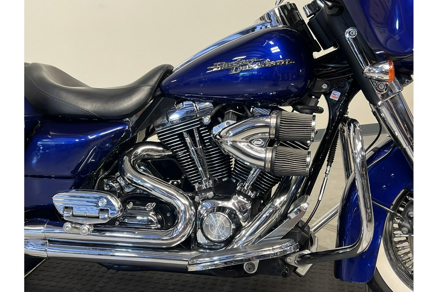 2006 Harley-Davidson® STREET GLIDE FLHX