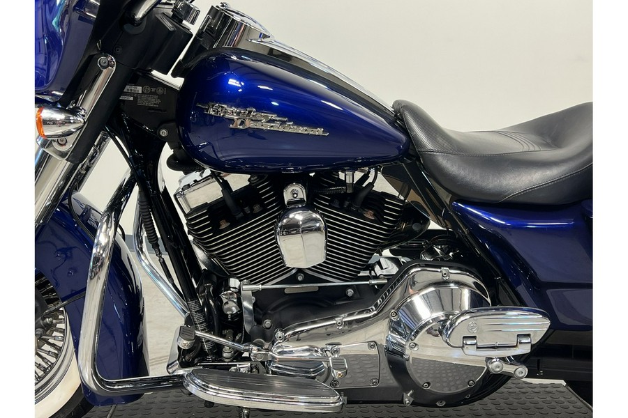 2006 Harley-Davidson® STREET GLIDE FLHX