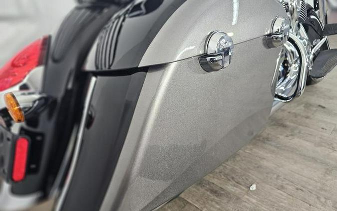 2025 Indian Motorcycle® Springfield® Black Metallic/Heavy Metallic