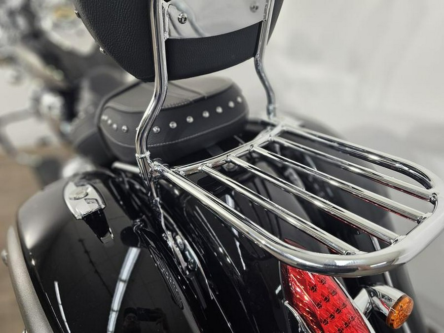 2025 Indian Motorcycle® Springfield® Black Metallic/Heavy Metallic