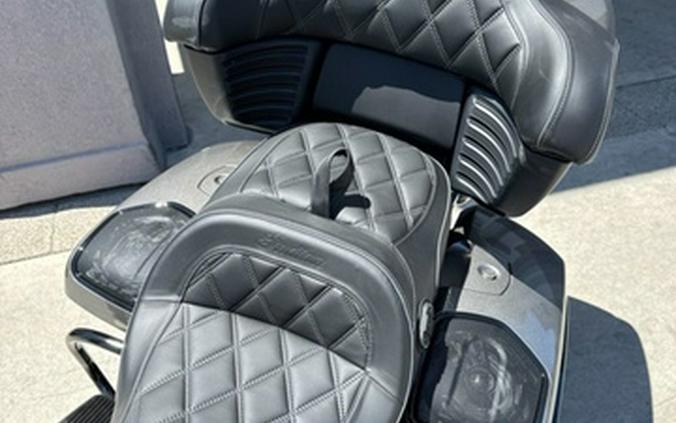 2025 Indian Pursuit Dark Horse 112 w/PowerBand Audio Heavy M