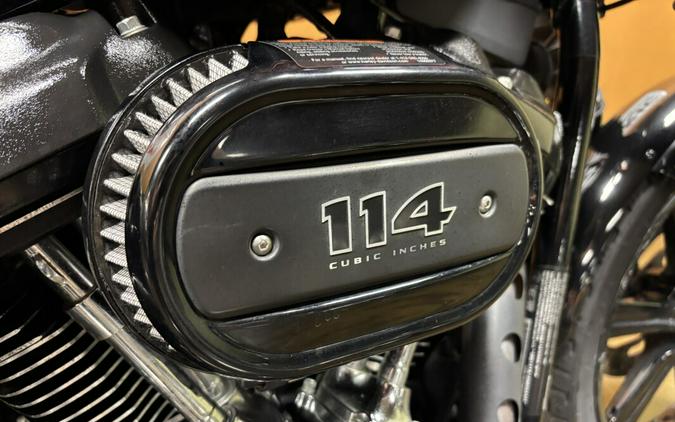 FXBBS 2022 Street Bob® 114