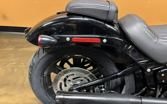 FXBBS 2022 Street Bob® 114