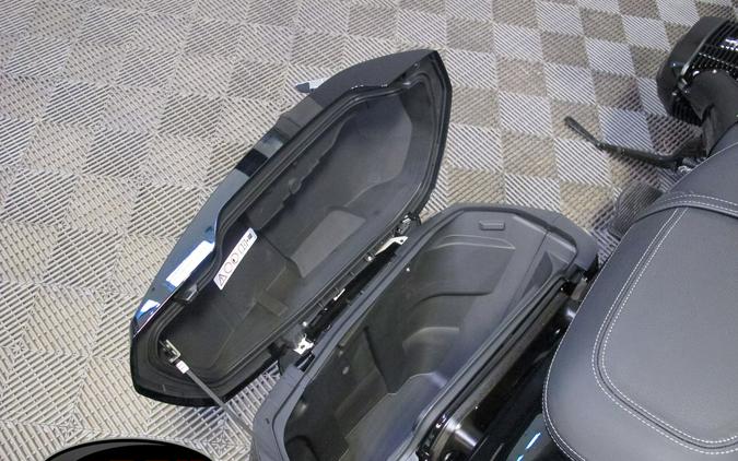 2024 BMW R 18 Roctane