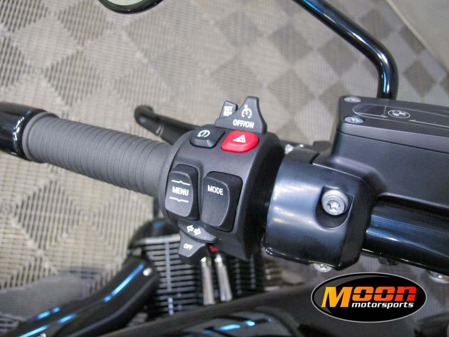 2024 BMW R 18 Roctane