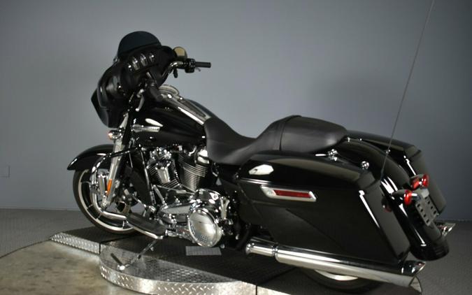 2022 Harley-Davidson Street Glide