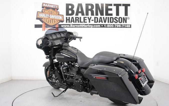 2018 Harley-Davidson FLHXS Street Glide Special