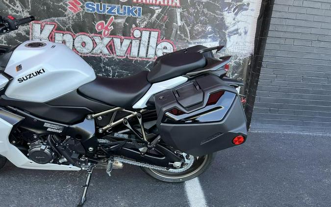 2026 Suzuki GSX-S1000GT+
