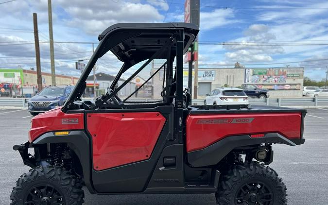 2026 Honda® Pioneer 1000 Deluxe