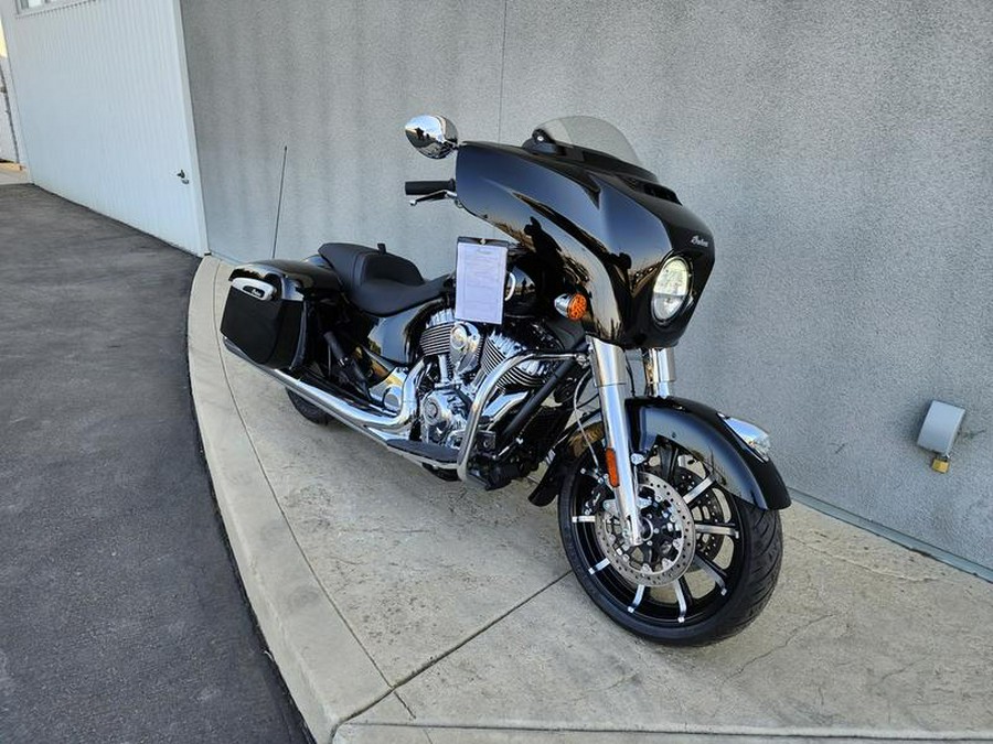 2022 Indian Motorcycle® Chieftain® Limited Black Metallic