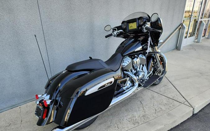 2022 Indian Motorcycle® Chieftain® Limited Black Metallic