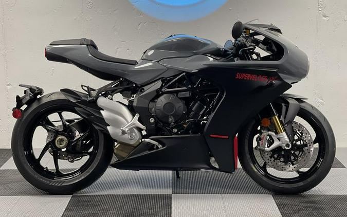 2023 MV Agusta Superveloce 800