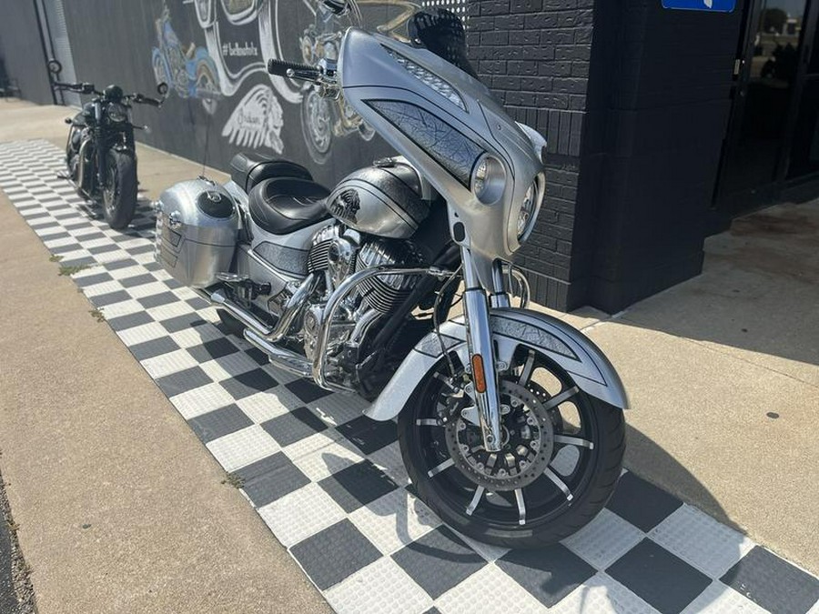 2018 Indian Motorcycle® Chieftain® Elite Black Hills Silver w/ Marble Accents