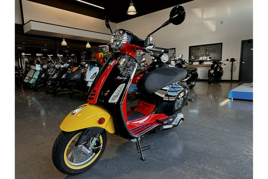 2023 Vespa Primavera 150 Disney Mickey Mouse