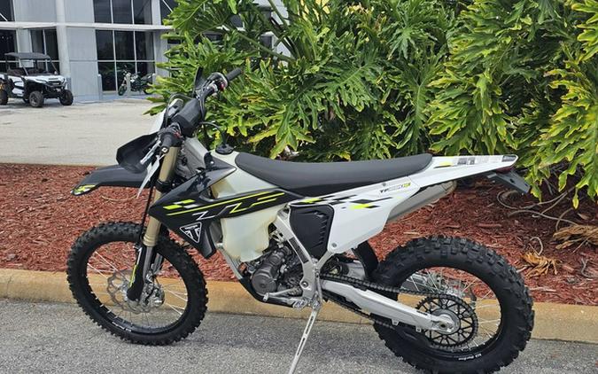 2026 Triumph TF 250-E Jet Black/Pure White 250-E