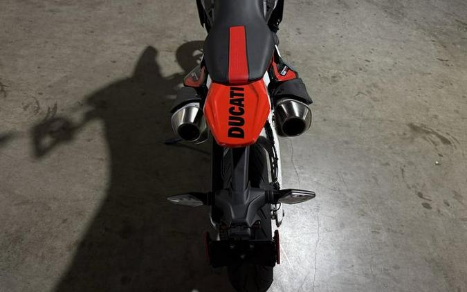 2026 Ducati Hypermotard 698 RVE