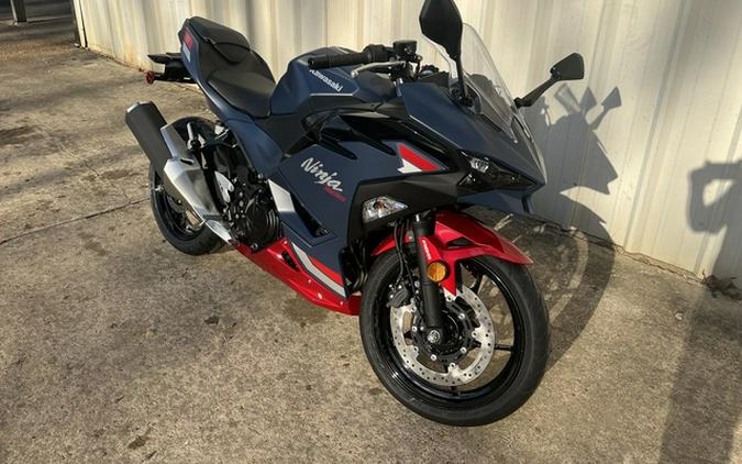 2026 Kawasaki Ninja 500 ABS Metallic Matte Twilight Blue