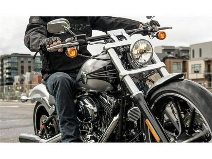 2015 Harley-Davidson Breakout®