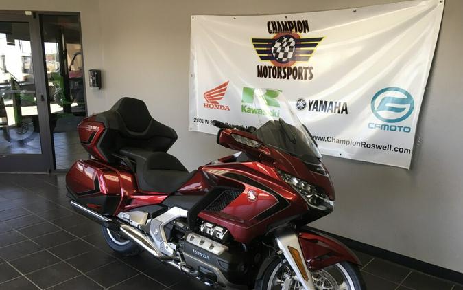 Gold Wing® Tour Automatic DCT