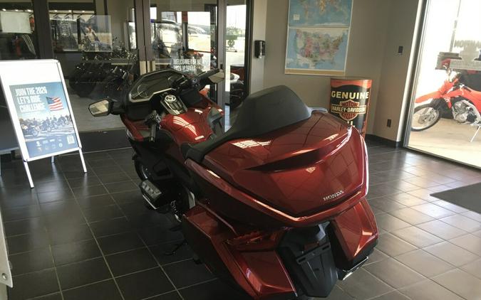 Gold Wing® Tour Automatic DCT
