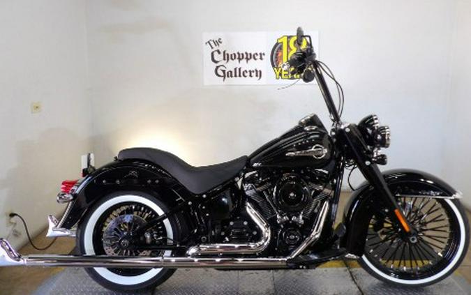 2019 Harley-Davidson Heritage Classic 107