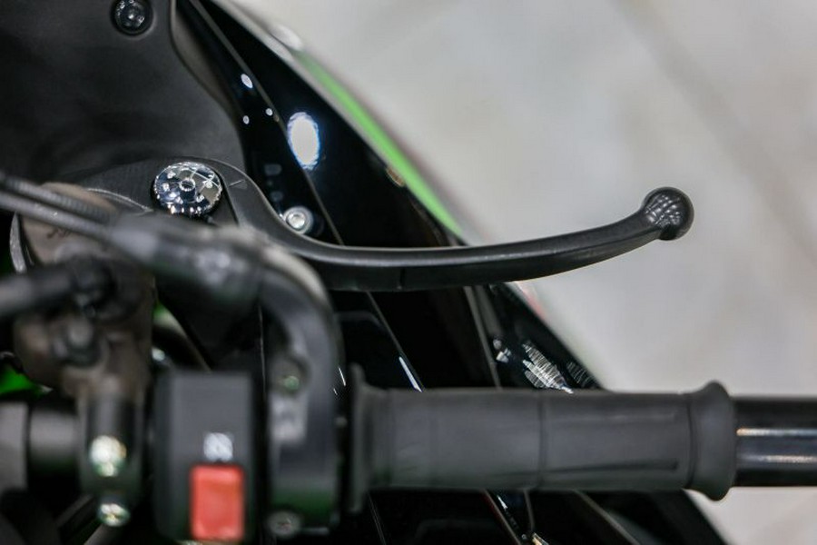 2022 Kawasaki ZX636NHFAN Ninja ZX-6R KRT Edition