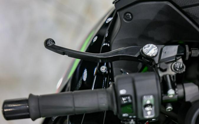2022 Kawasaki ZX636NHFAN Ninja ZX-6R KRT Edition