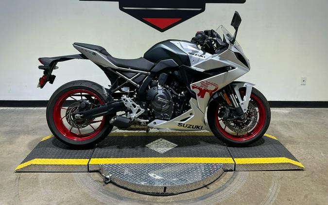 2024 Suzuki GSX-8R